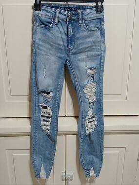 American Eagle Jeans Hi-Rise Jegging Super Stretch Size 00 Distressed Pants